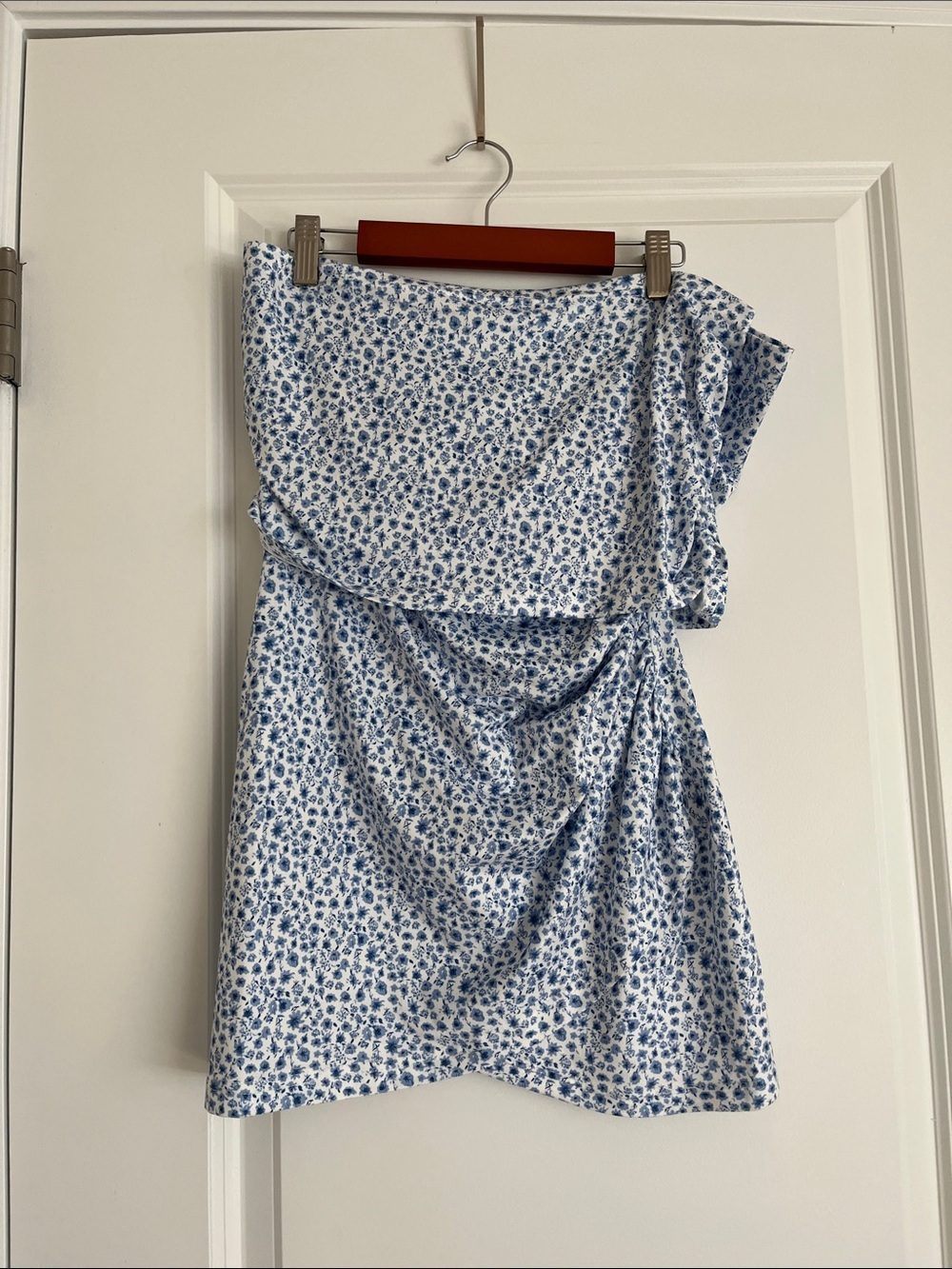 SHEIN Blue & White Floral One-Shoulder Mini Dress